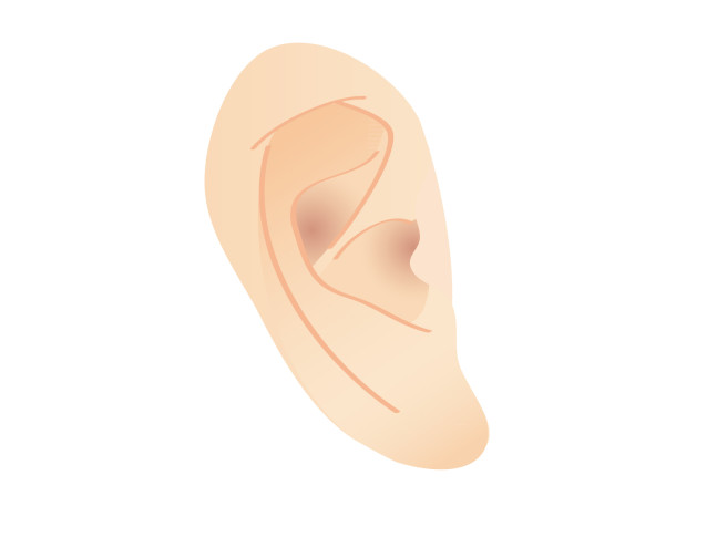 補聴器を付けている方への介護する際の注意点