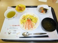 【食事】栄養バランスを考え、やわらかくおいしいお食事を提供します。