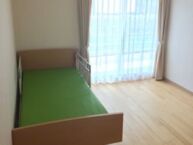 施設名02