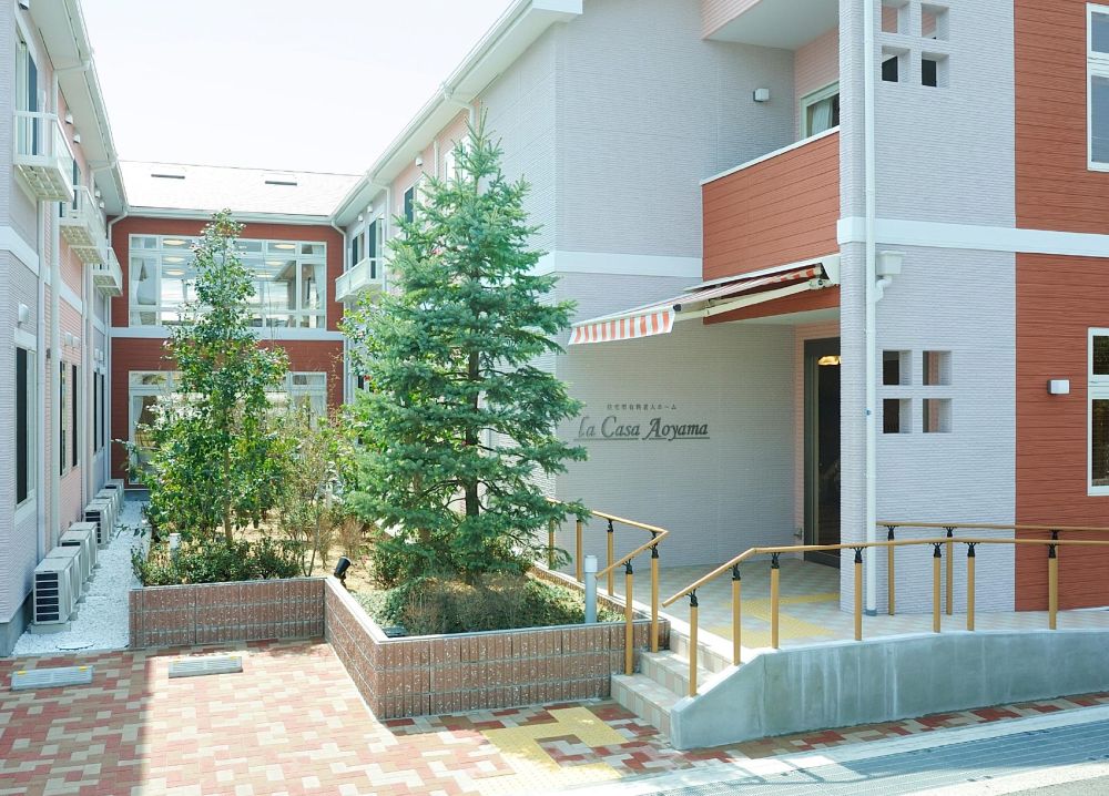 ラ・カーサ青山