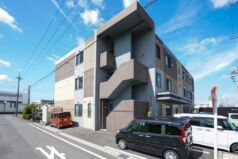 ゴールドエイジ 稲沢