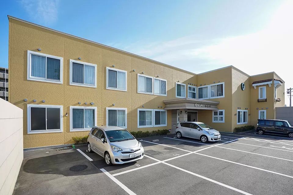 ゴールドエイジ 花三千