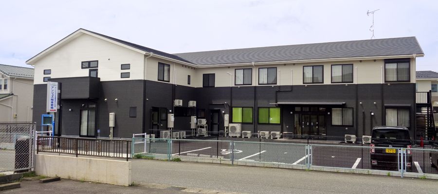 アンジェス岐阜岩地