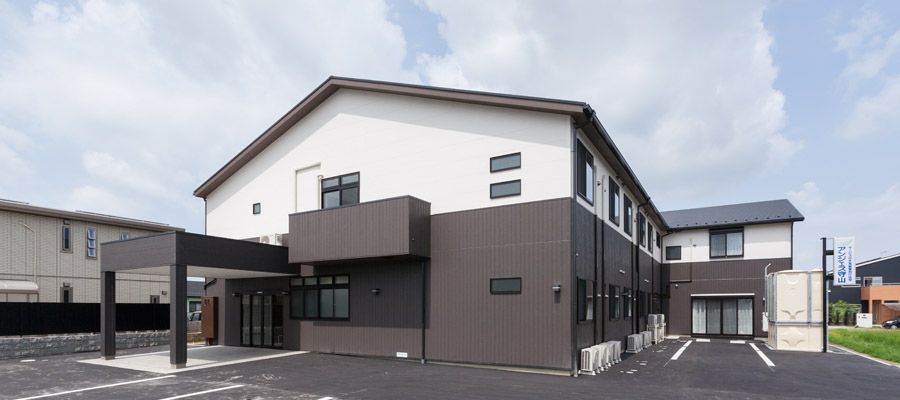 アンジェス守山